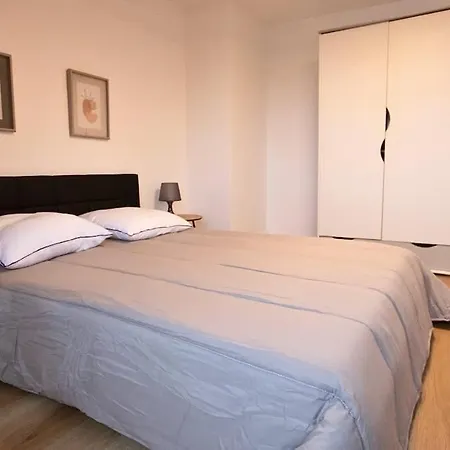 La Douaisienne Terrasse Privee Douai